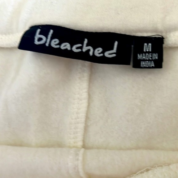 Sweatpants smily face print . Size Med Junior - Picture 7 of 7